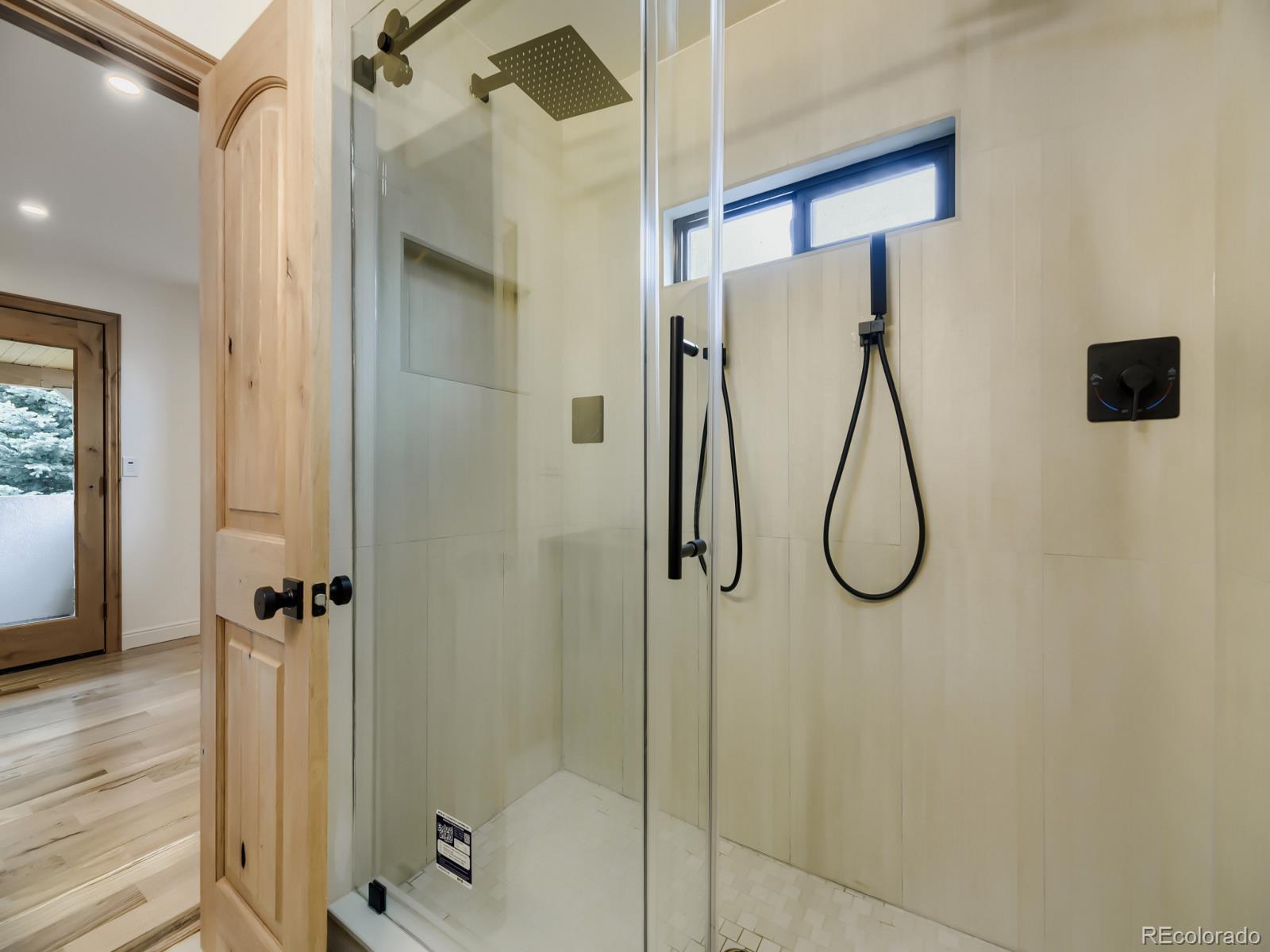 MLS Image #14 for 2610 s vine street,denver, Colorado