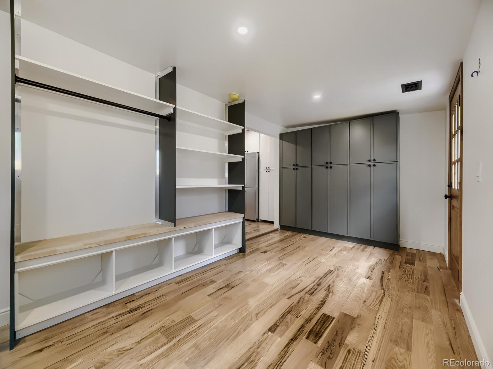 MLS Image #23 for 2610 s vine street,denver, Colorado