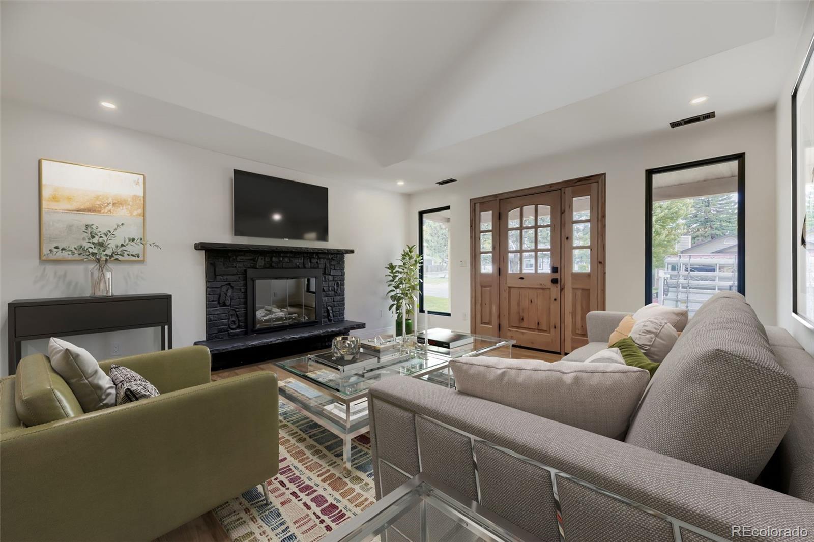MLS Image #3 for 2610 s vine street,denver, Colorado