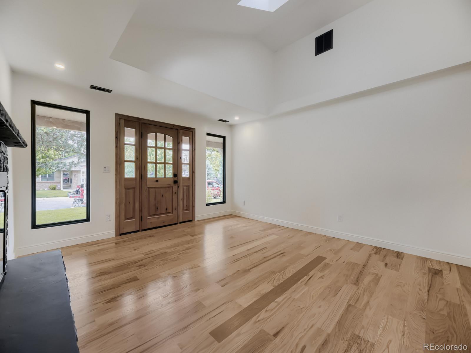 MLS Image #5 for 2610 s vine street,denver, Colorado