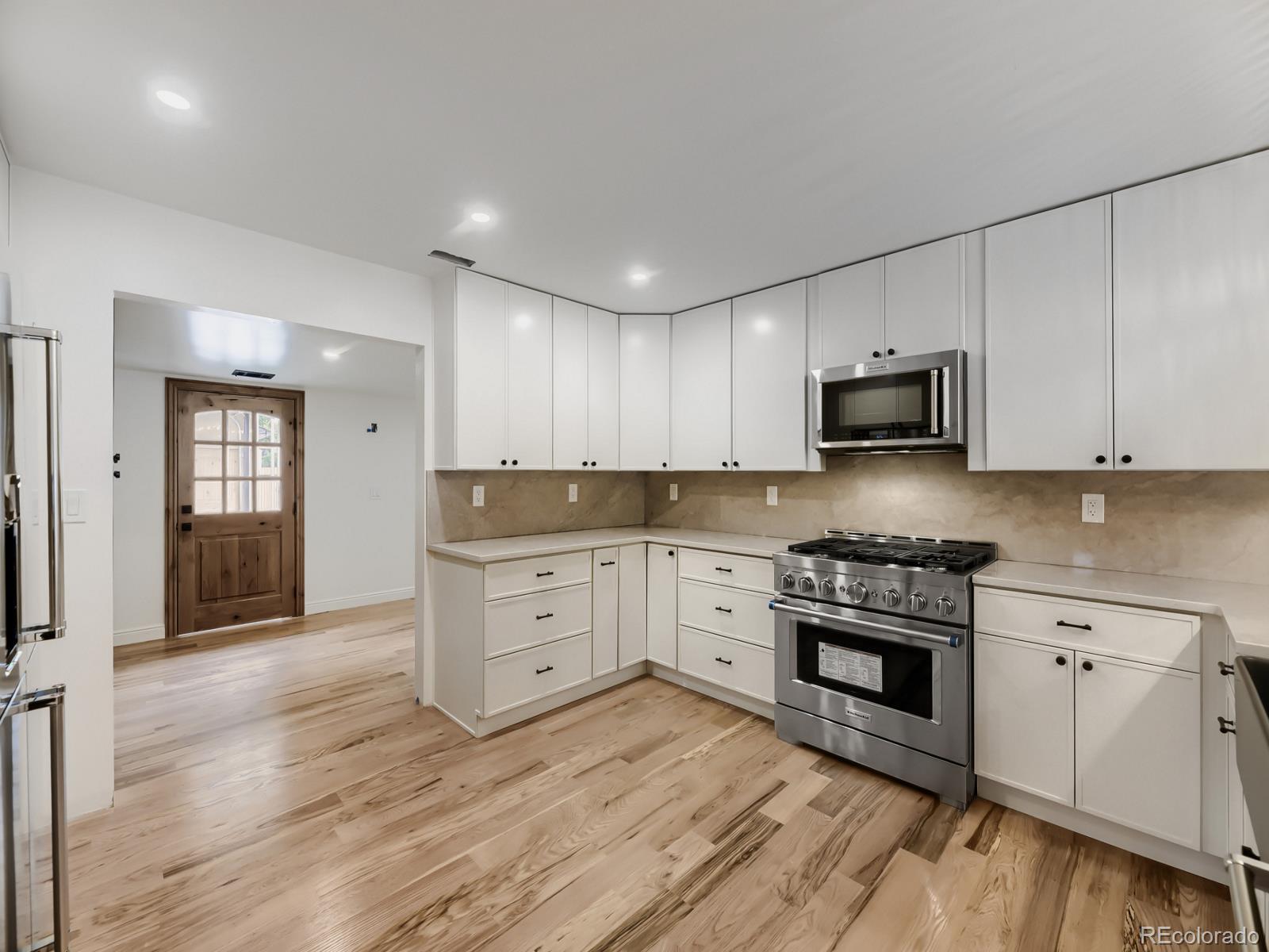 MLS Image #6 for 2610 s vine street,denver, Colorado