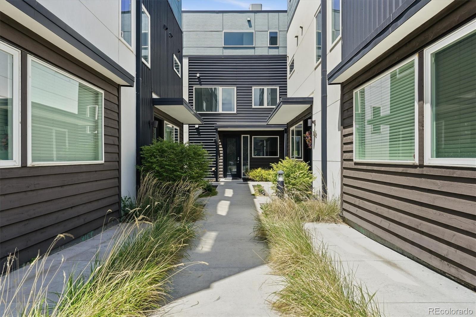 MLS Image #9 for 3181  lawrence street ,denver, Colorado