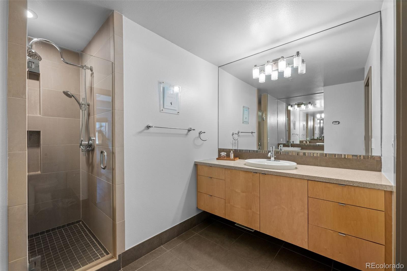 MLS Image #18 for 2900  wyandot street,denver, Colorado