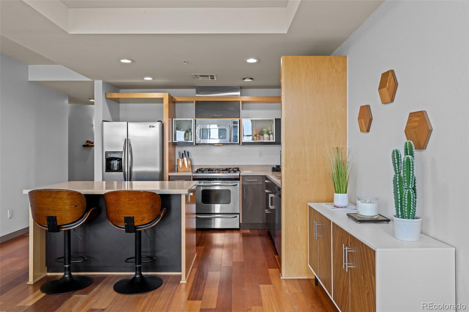 MLS Image #4 for 2900  wyandot street,denver, Colorado