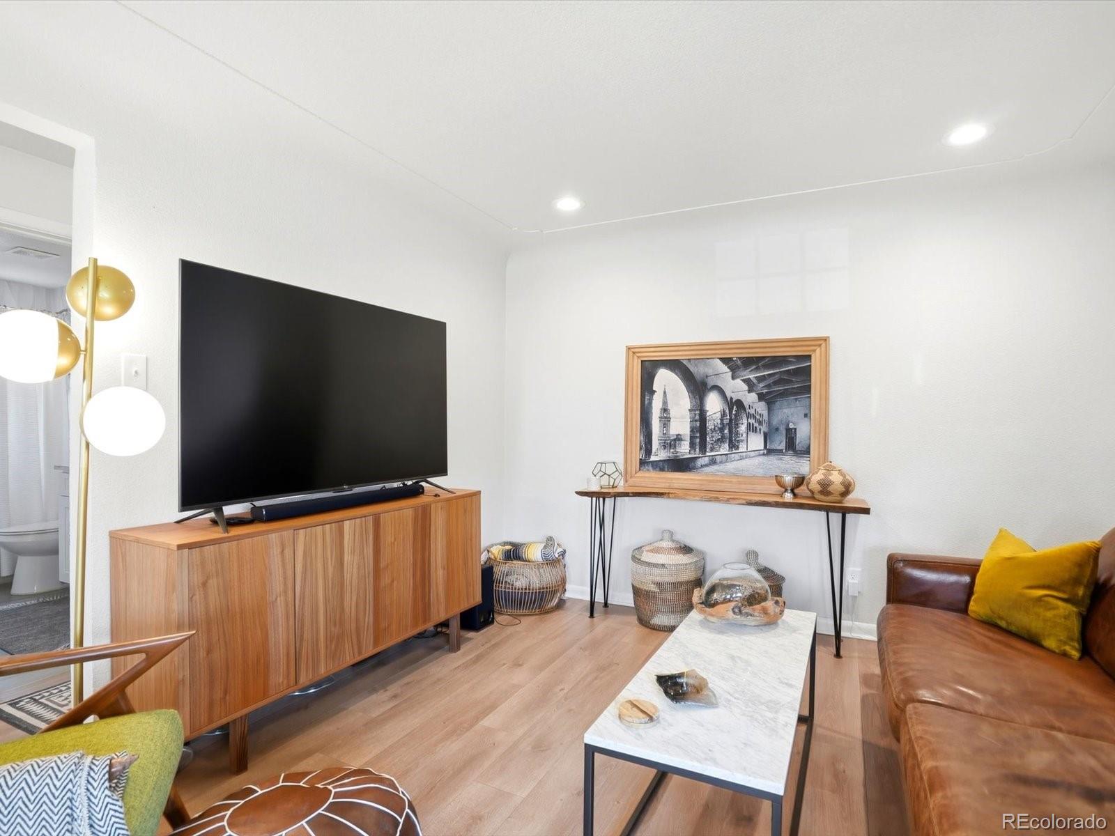 MLS Image #2 for 3233  jasmine street,denver, Colorado