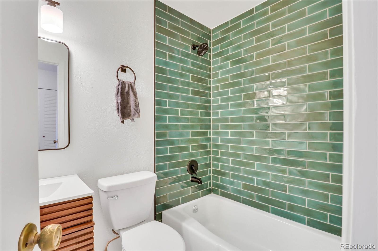 MLS Image #11 for 1329 s chambers circle,aurora, Colorado