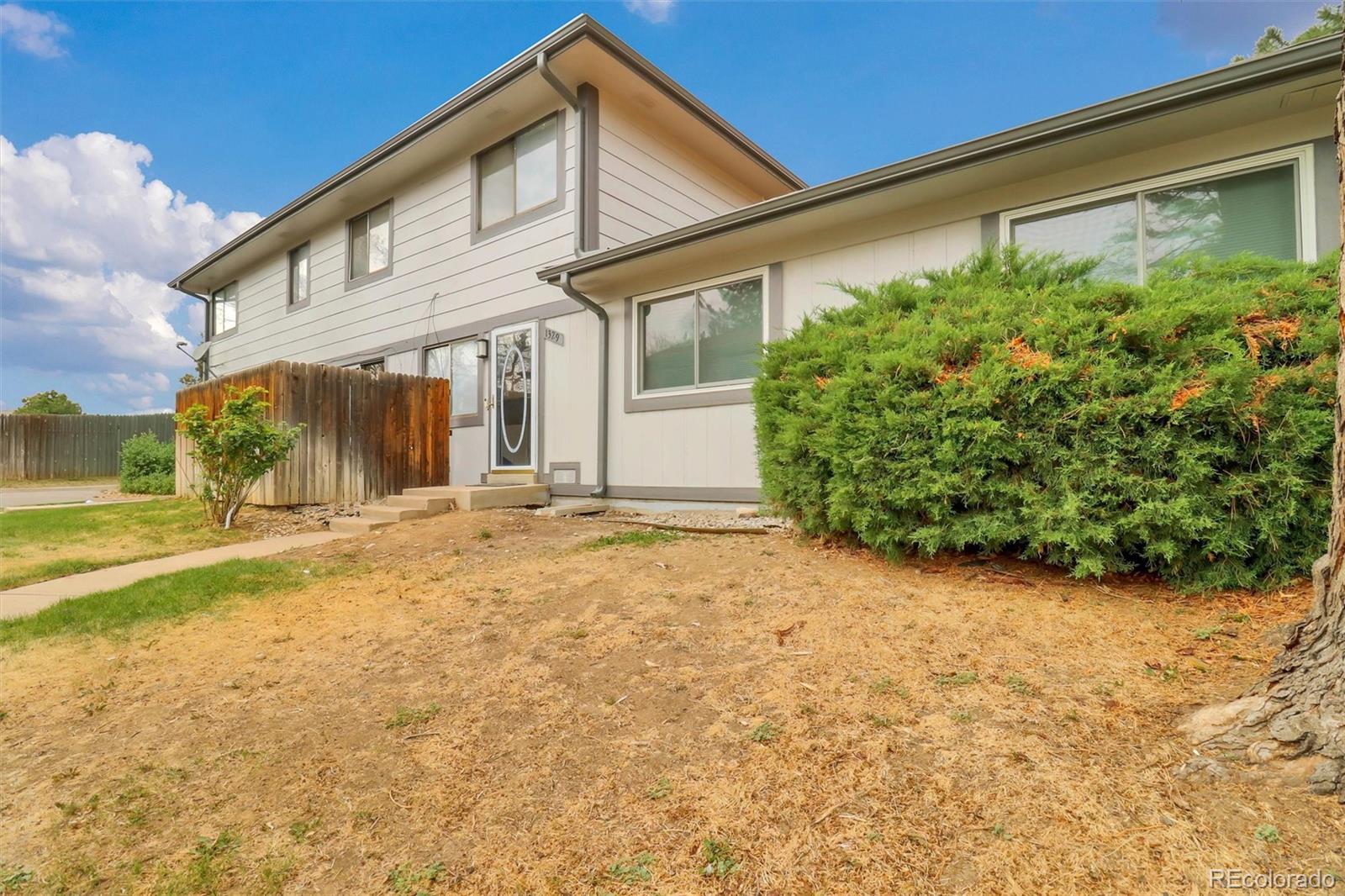 MLS Image #37 for 1329 s chambers circle,aurora, Colorado