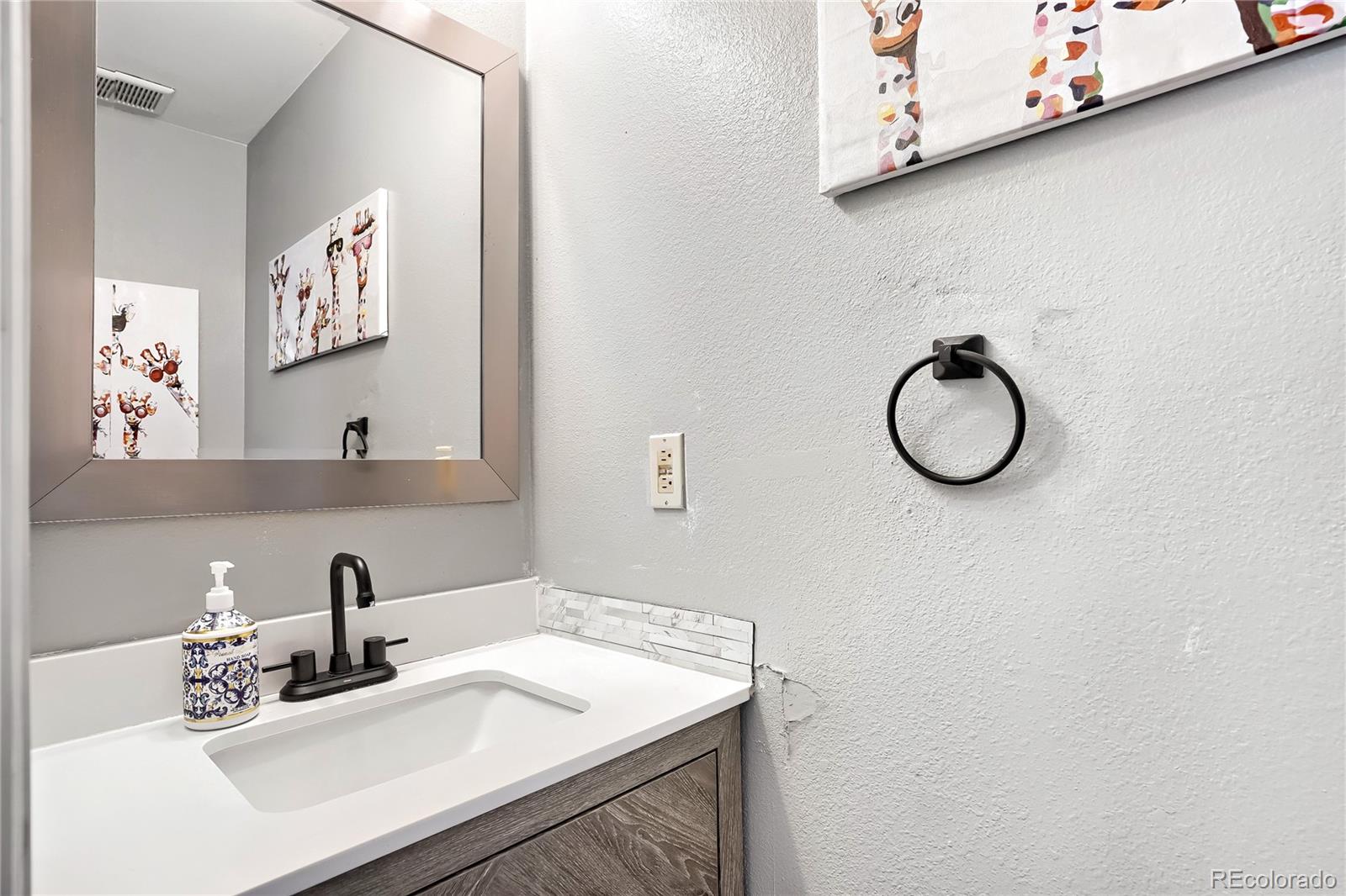 MLS Image #14 for 11961 e kepner drive ,aurora, Colorado