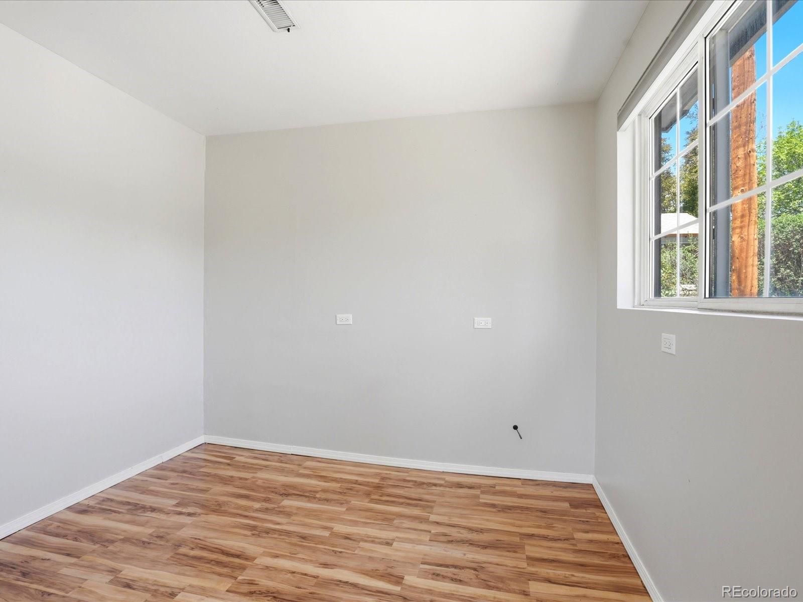 MLS Image #12 for 3705  zuni street,denver, Colorado