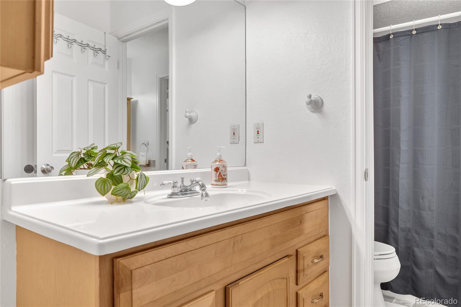 MLS Image #24 for 6585 w mississippi place,lakewood, Colorado