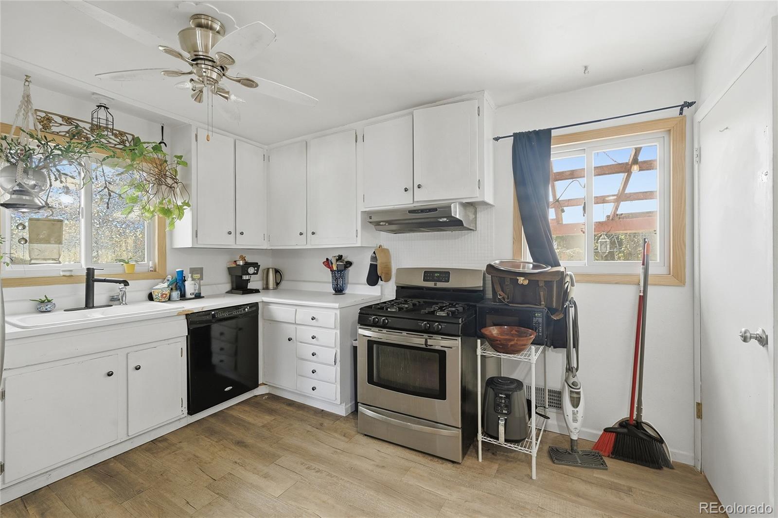 MLS Image #4 for 7887  quivas way,denver, Colorado