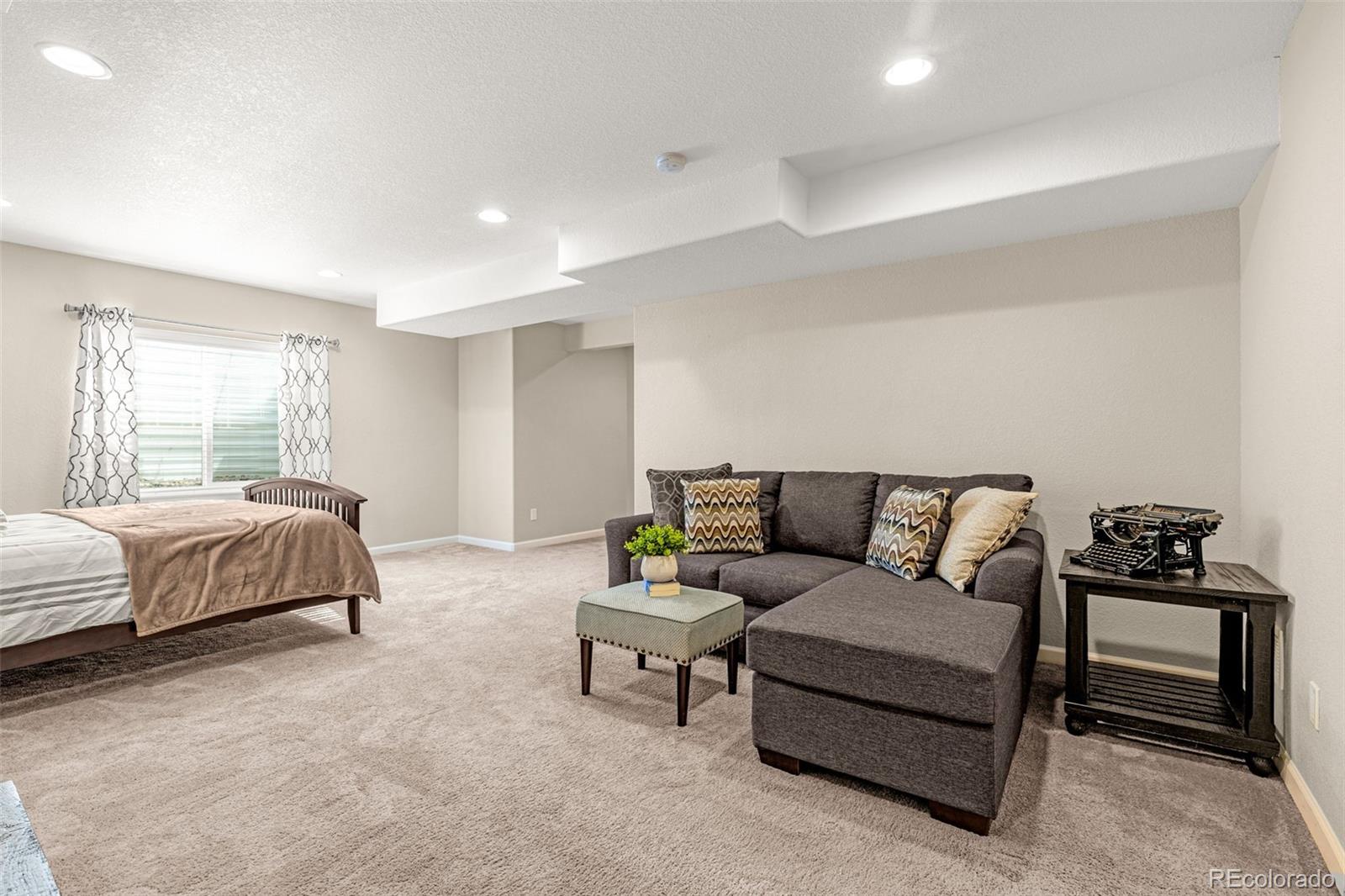 MLS Image #25 for 1314  promontory bluff view,colorado springs, Colorado