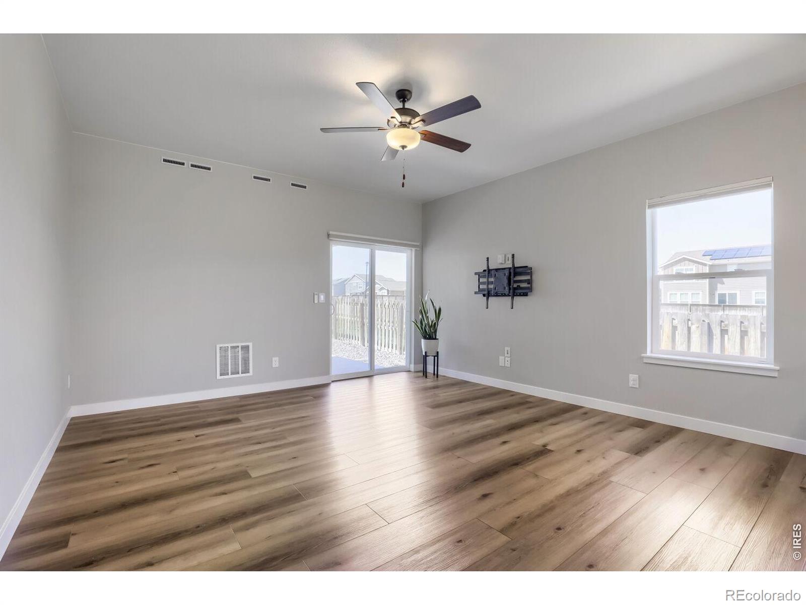 MLS Image #5 for 17714 e 94th drive,commerce city, Colorado