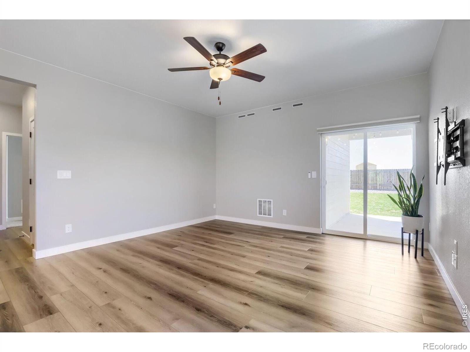 MLS Image #6 for 17714 e 94th drive,commerce city, Colorado