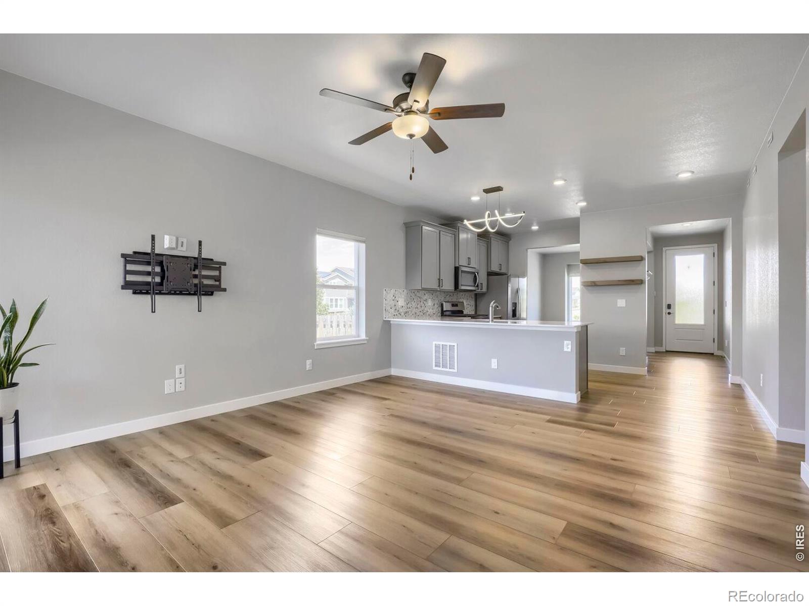 MLS Image #7 for 17714 e 94th drive,commerce city, Colorado