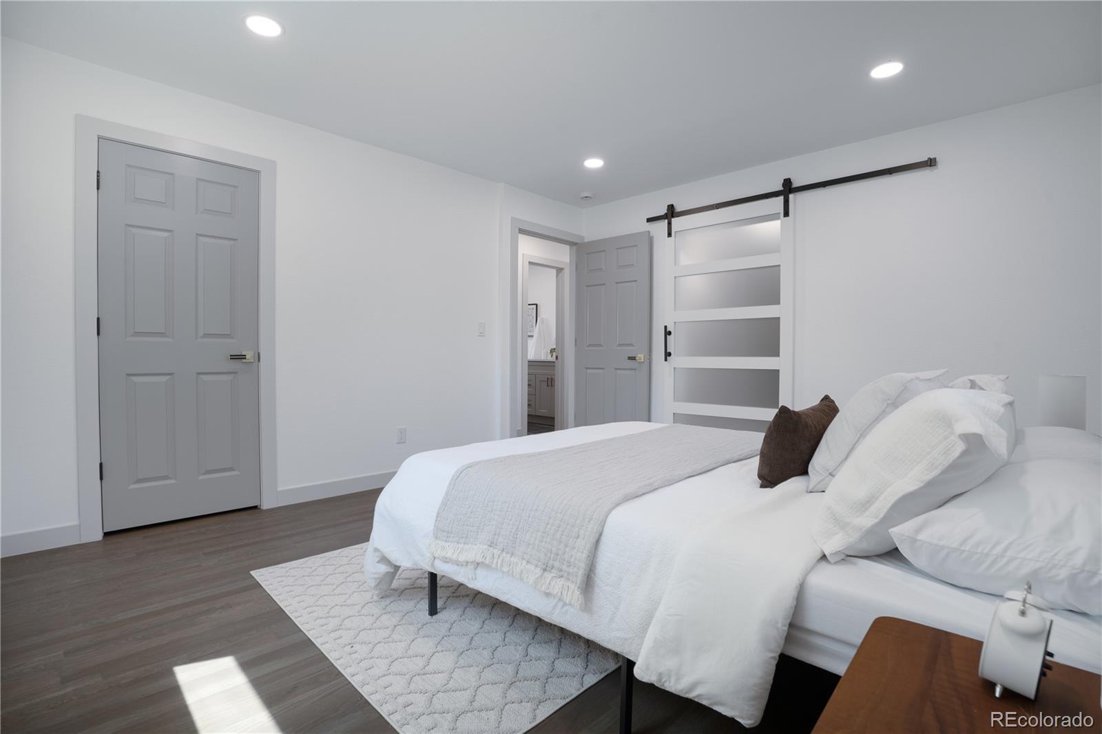 MLS Image #5 for 451  lansing street,aurora, Colorado