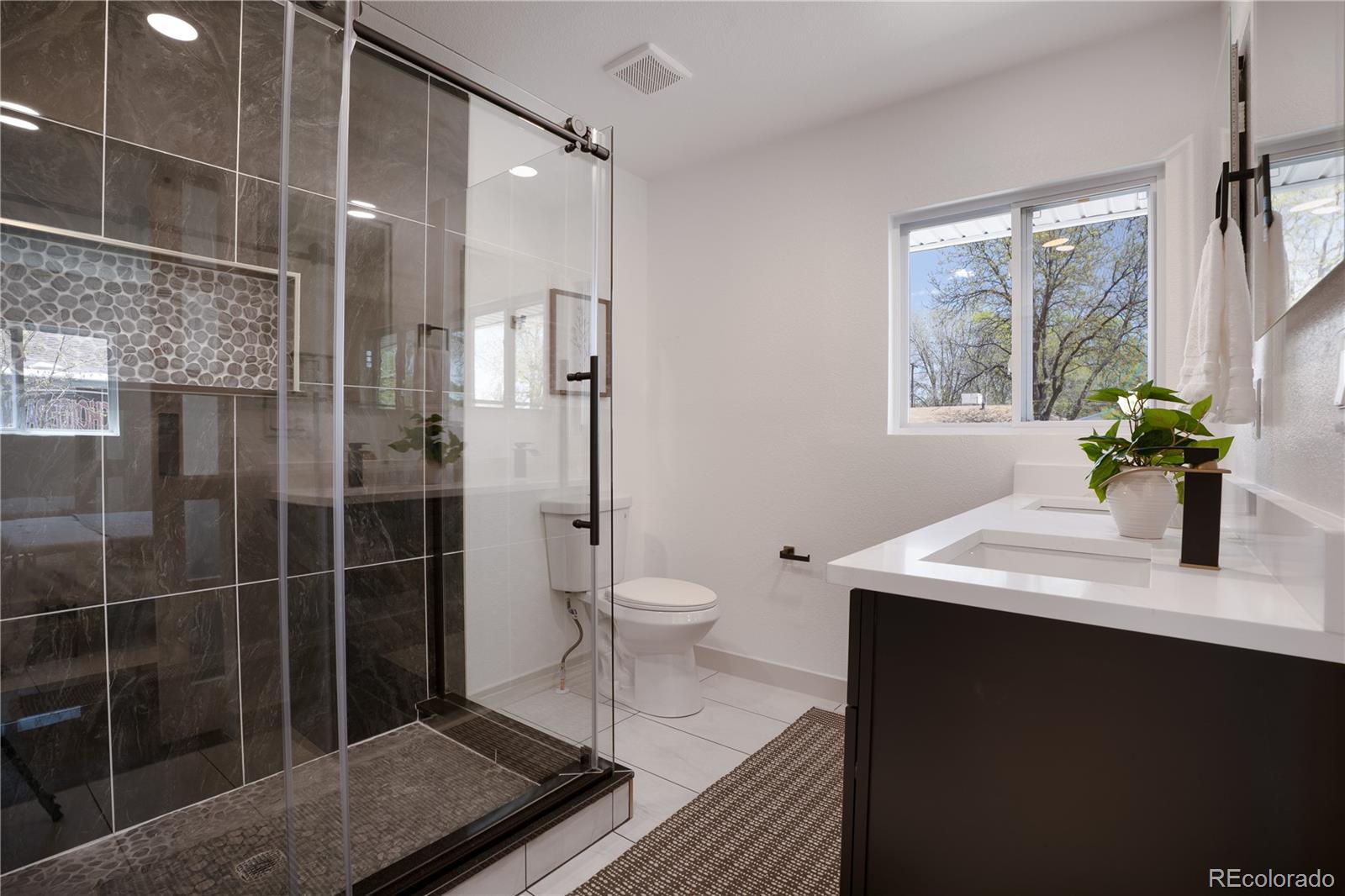 MLS Image #6 for 451  lansing street,aurora, Colorado