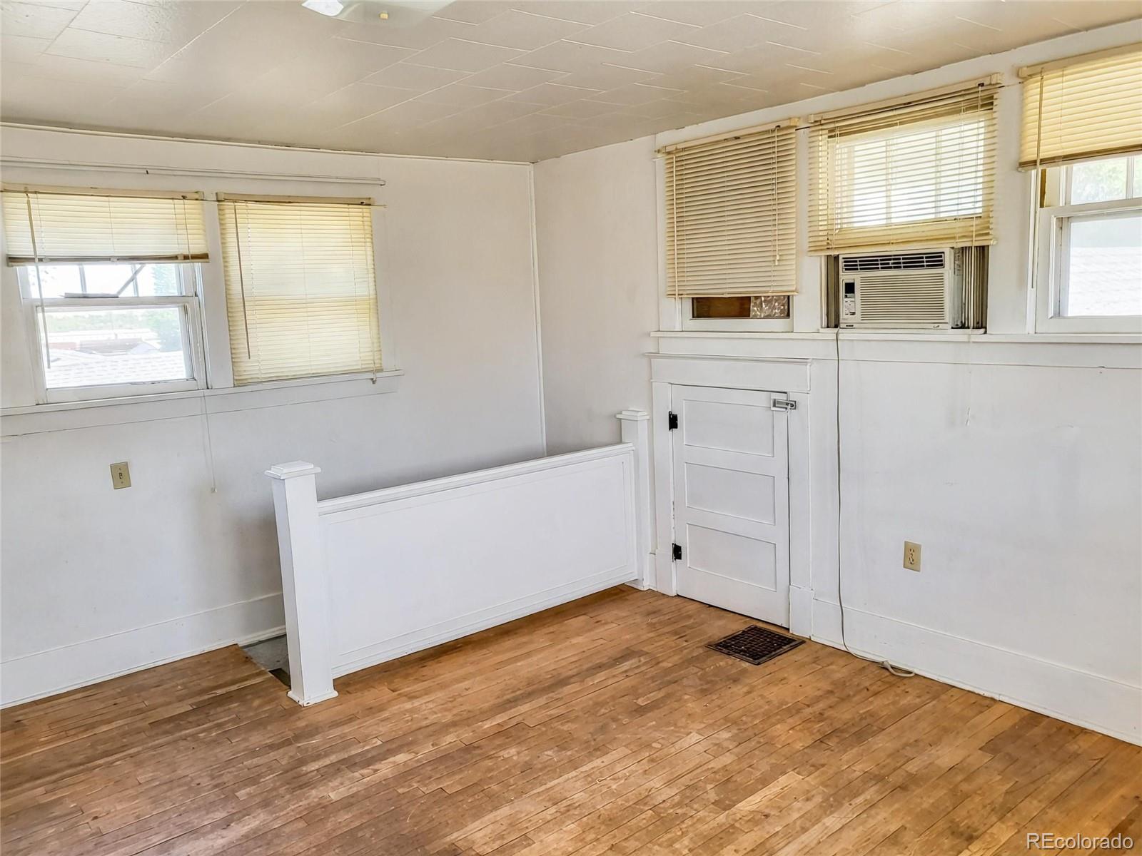 MLS Image #9 for 222  cimarron ,la junta, Colorado