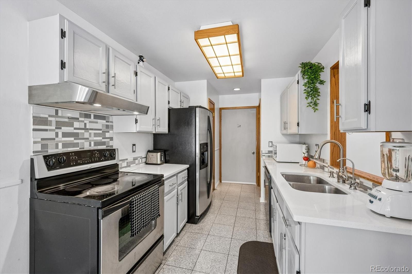 MLS Image #6 for 1956 s balsam street ,lakewood, Colorado