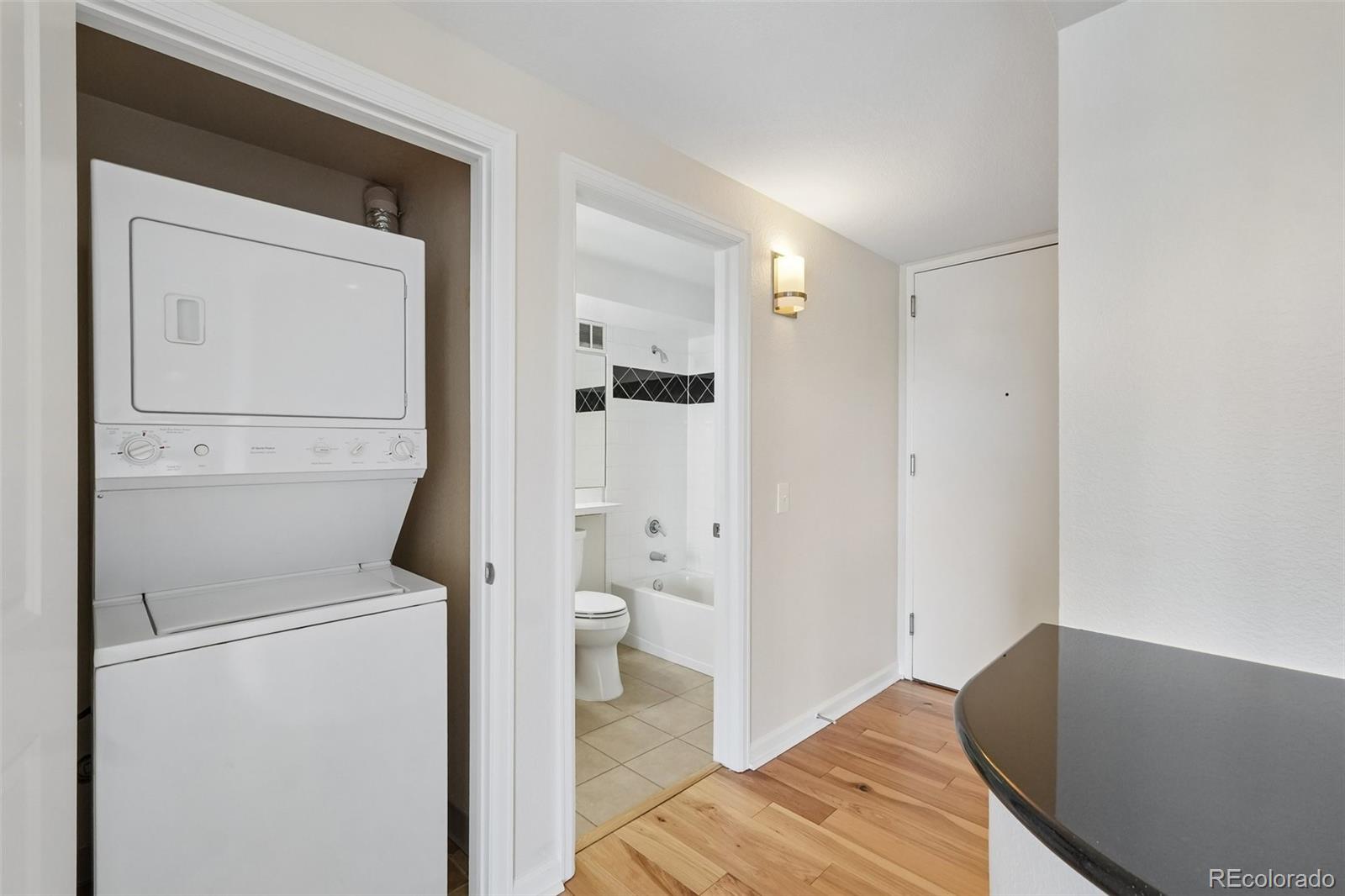 MLS Image #8 for 1150  vine street 806,denver, Colorado