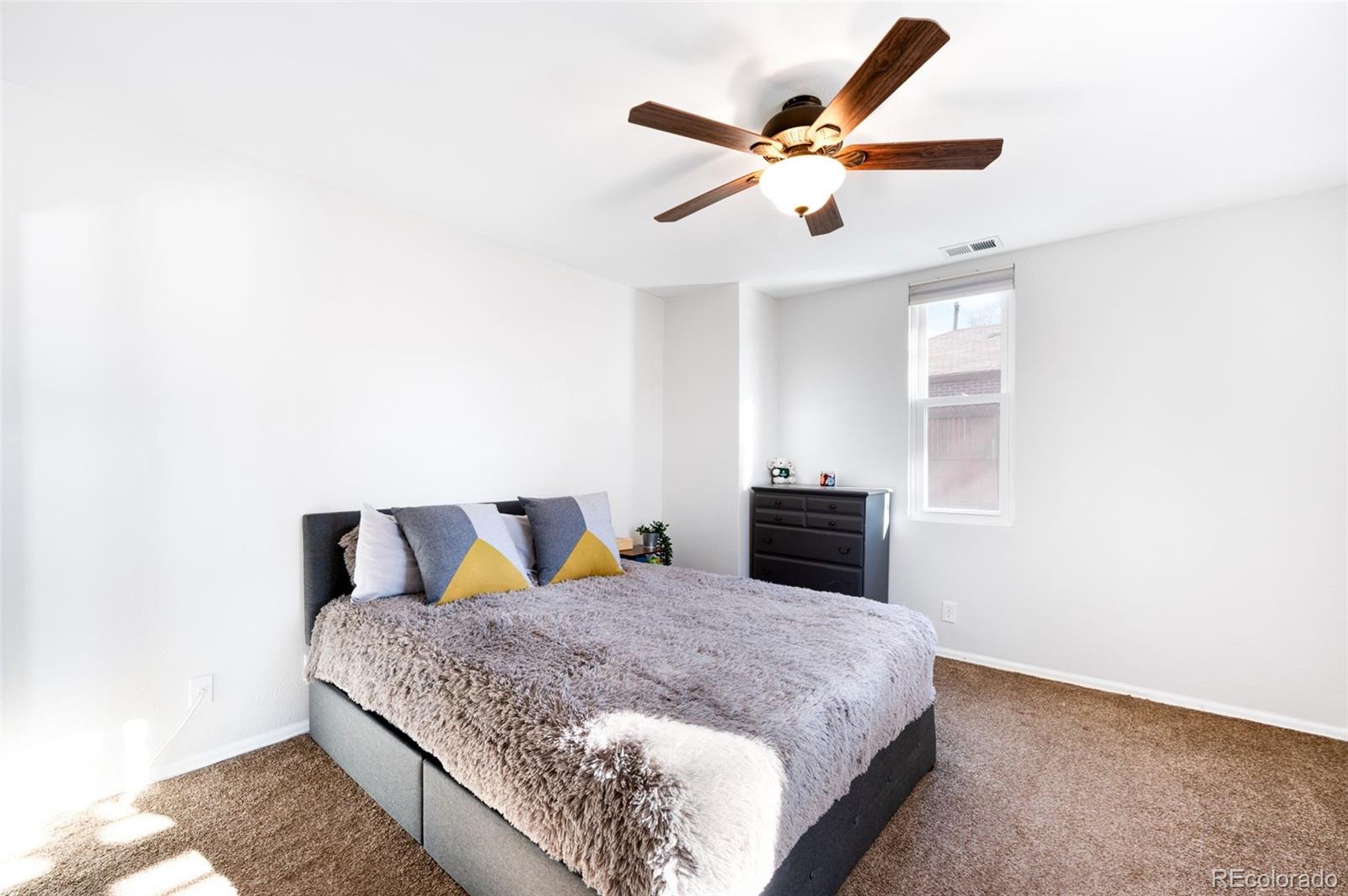 MLS Image #6 for 3613 n harrison street,denver, Colorado