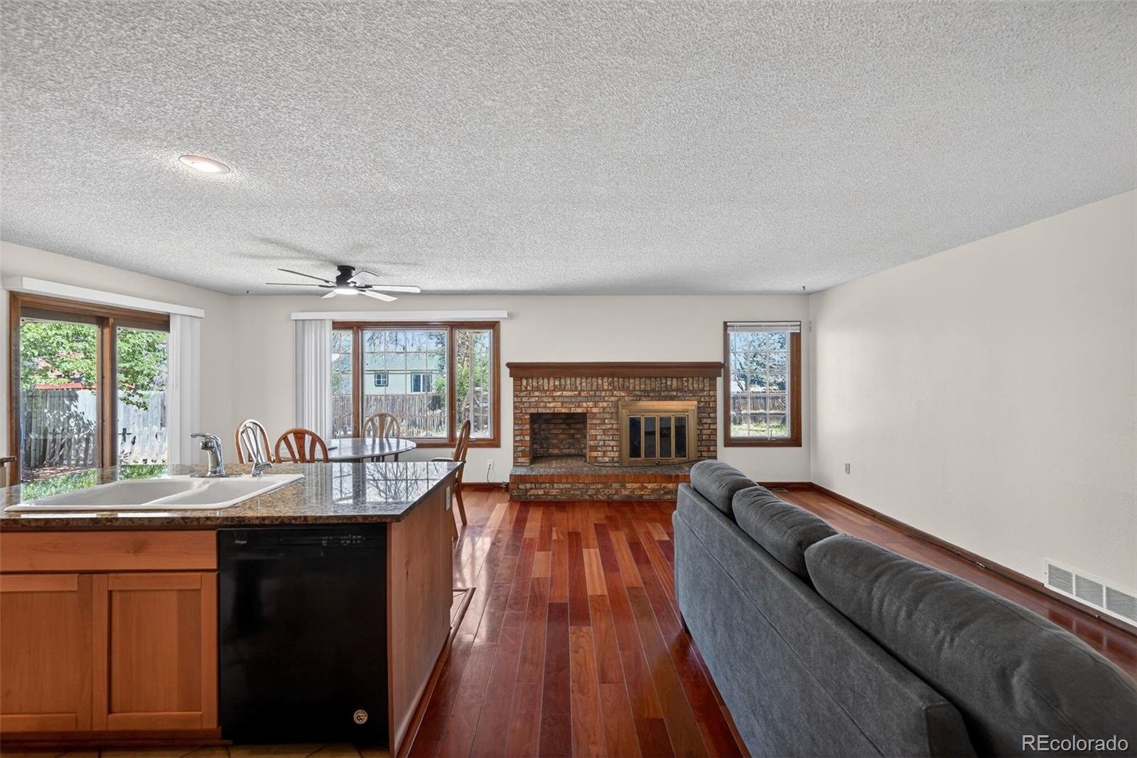 MLS Image #9 for 17997 e florida drive,aurora, Colorado