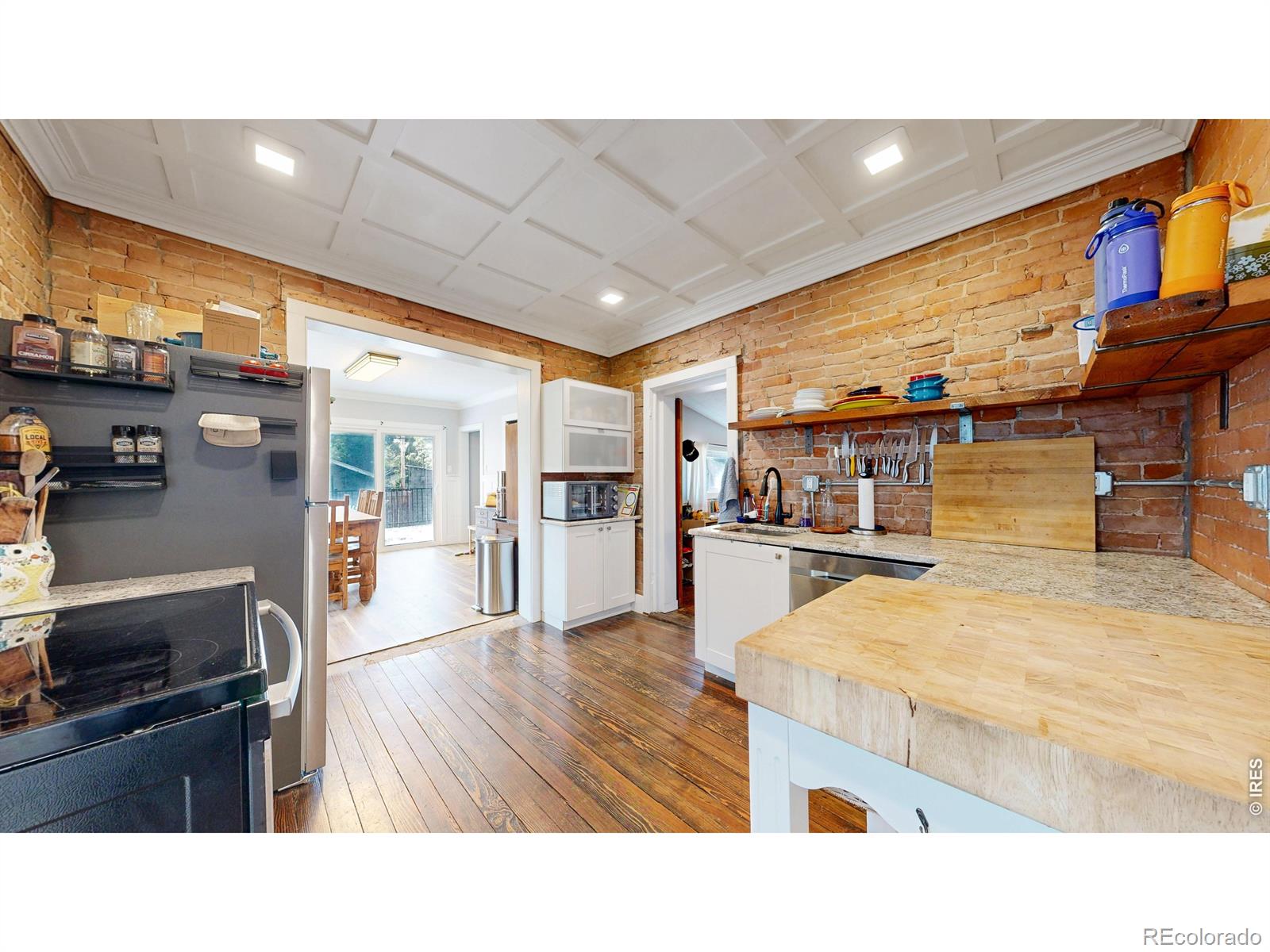 MLS Image #10 for 460 w 5th street,loveland, Colorado