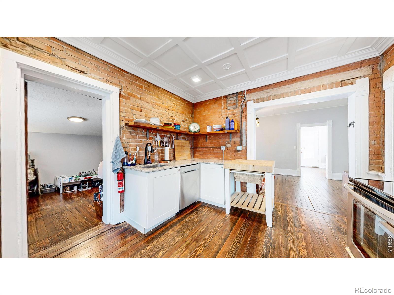MLS Image #2 for 460 w 5th street,loveland, Colorado