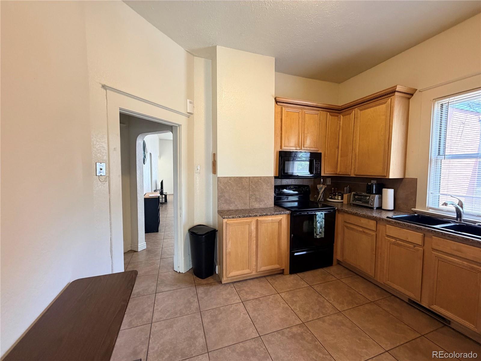 MLS Image #11 for 2025 n greenwood street,pueblo, Colorado