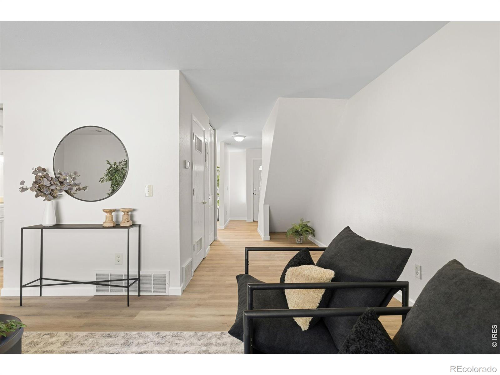 MLS Image #10 for 2666  sherwood circle,boulder, Colorado
