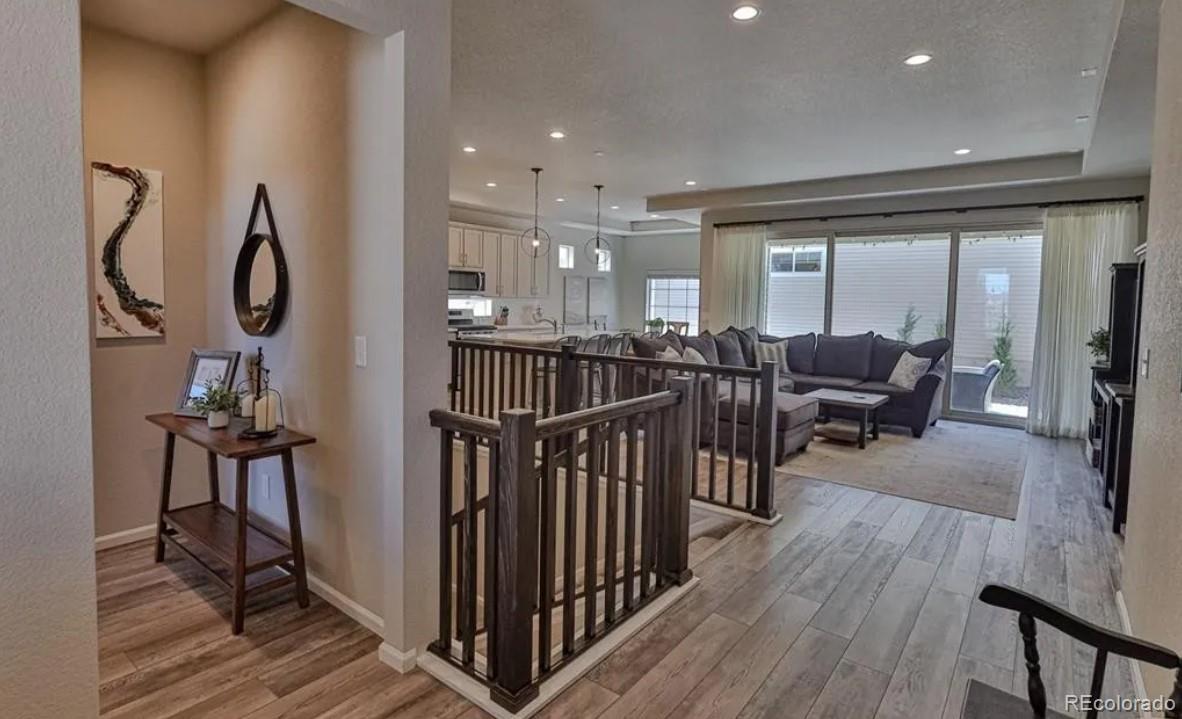 MLS Image #2 for 6652  golden briar lane,colorado springs, Colorado