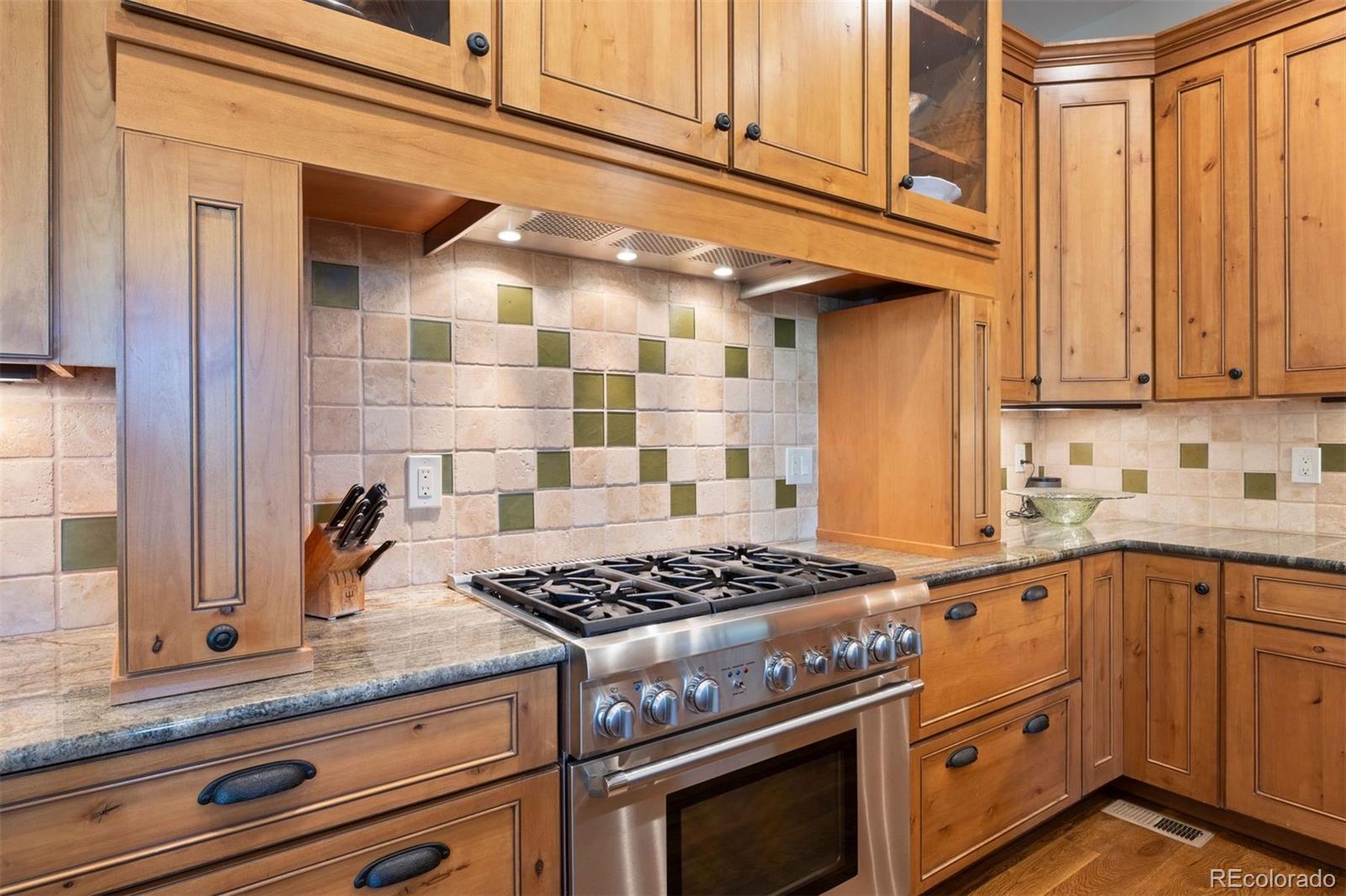 MLS Image #15 for 16721 w 48th lane,golden, Colorado