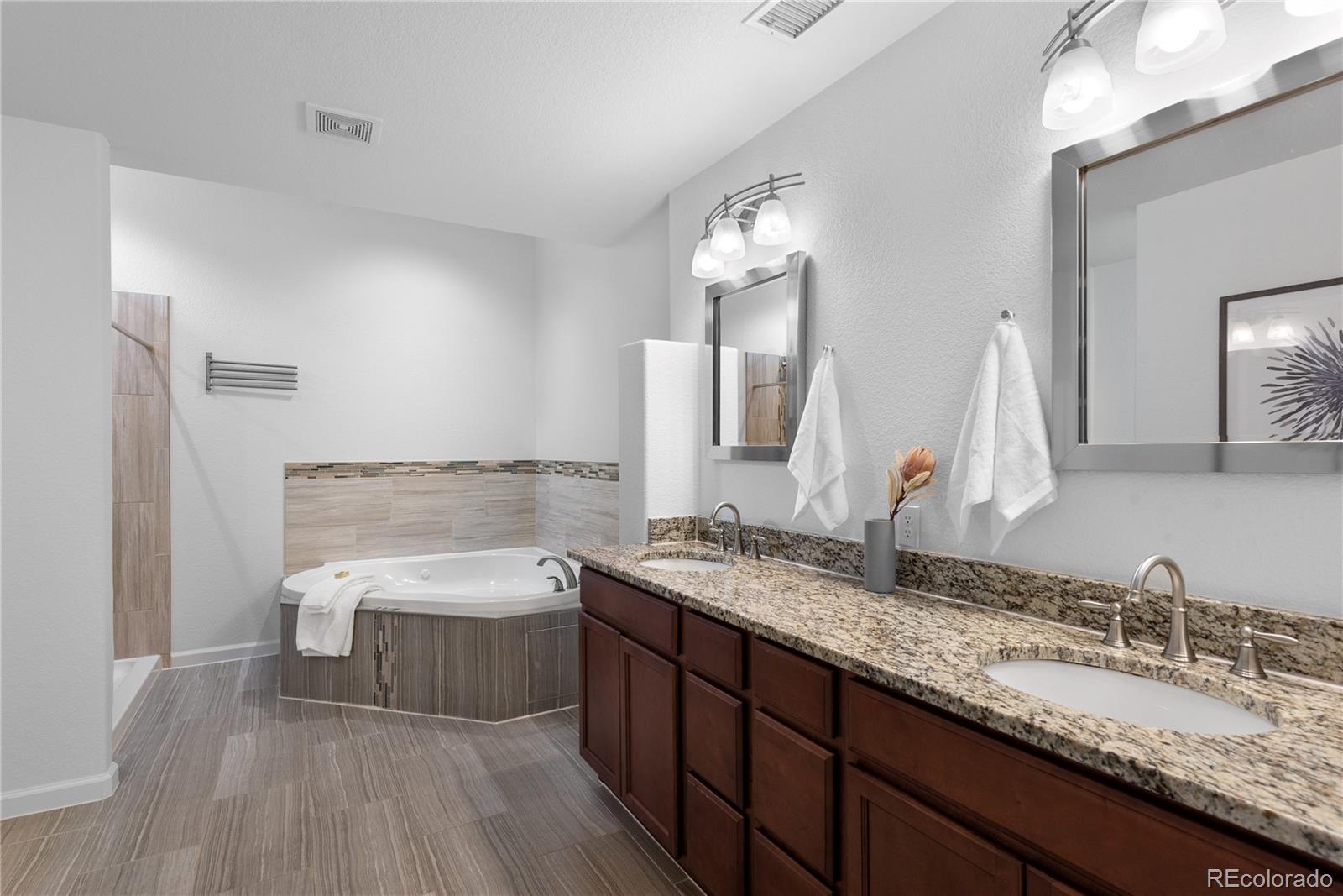 MLS Image #26 for 2615  pontiac street,denver, Colorado