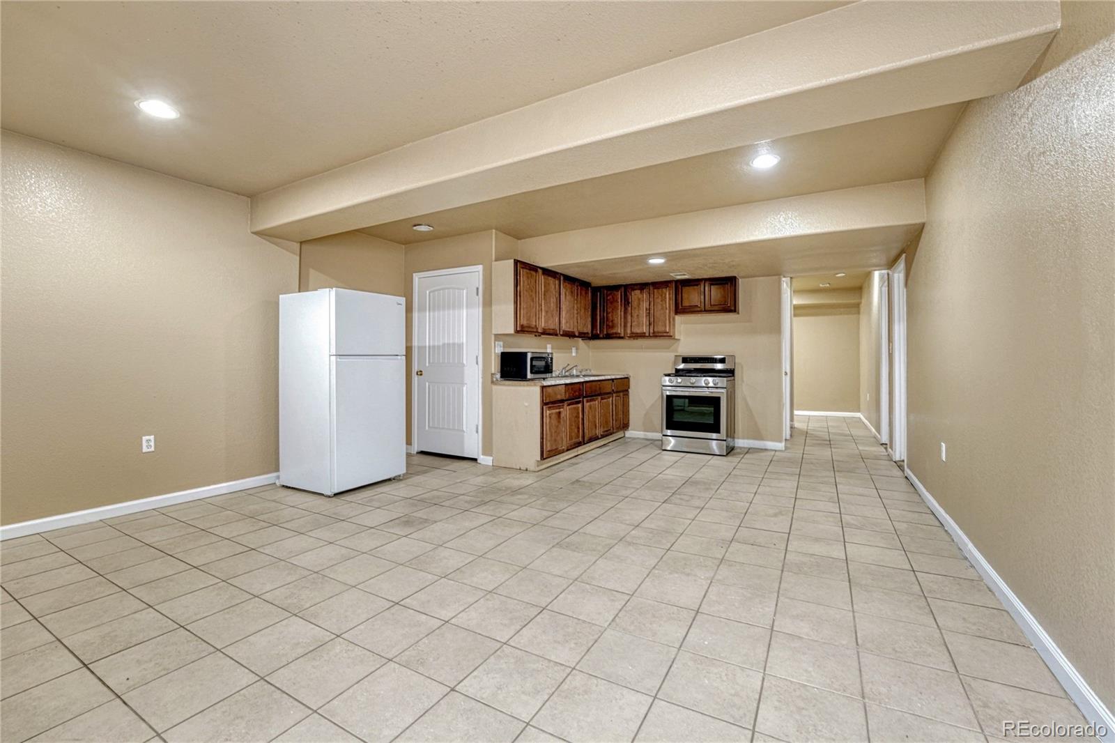MLS Image #38 for 24070 e hawaii place,aurora, Colorado