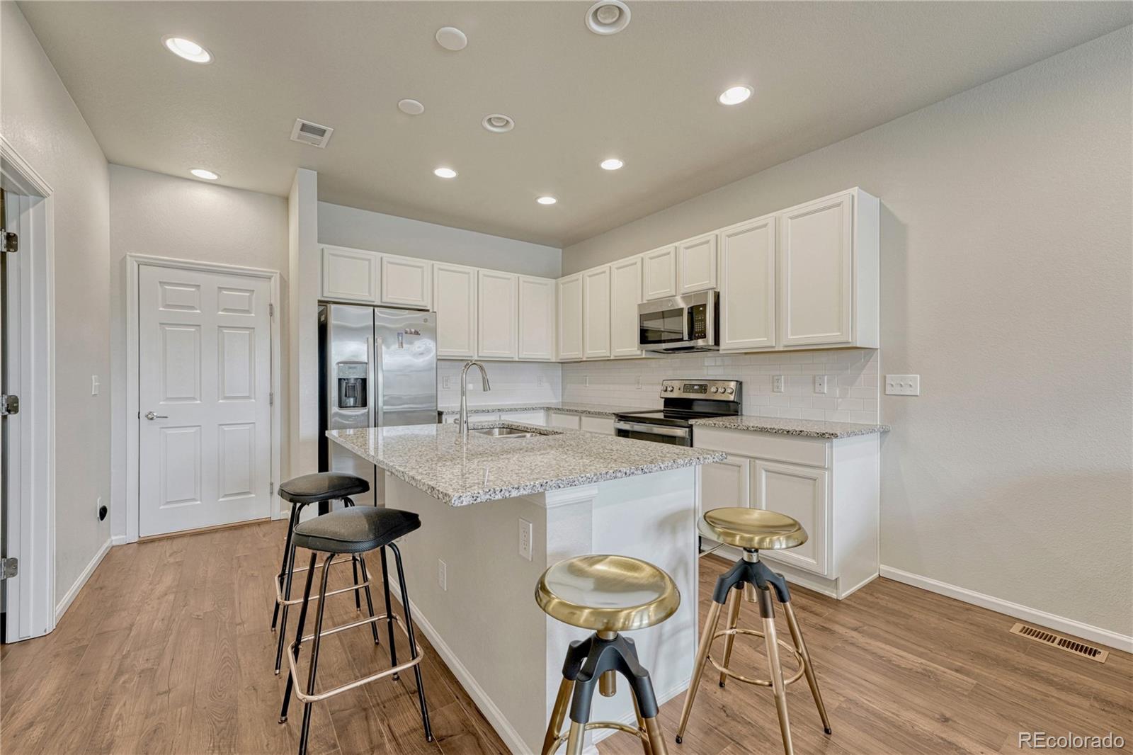 MLS Image #7 for 19278 e 64th place,denver, Colorado