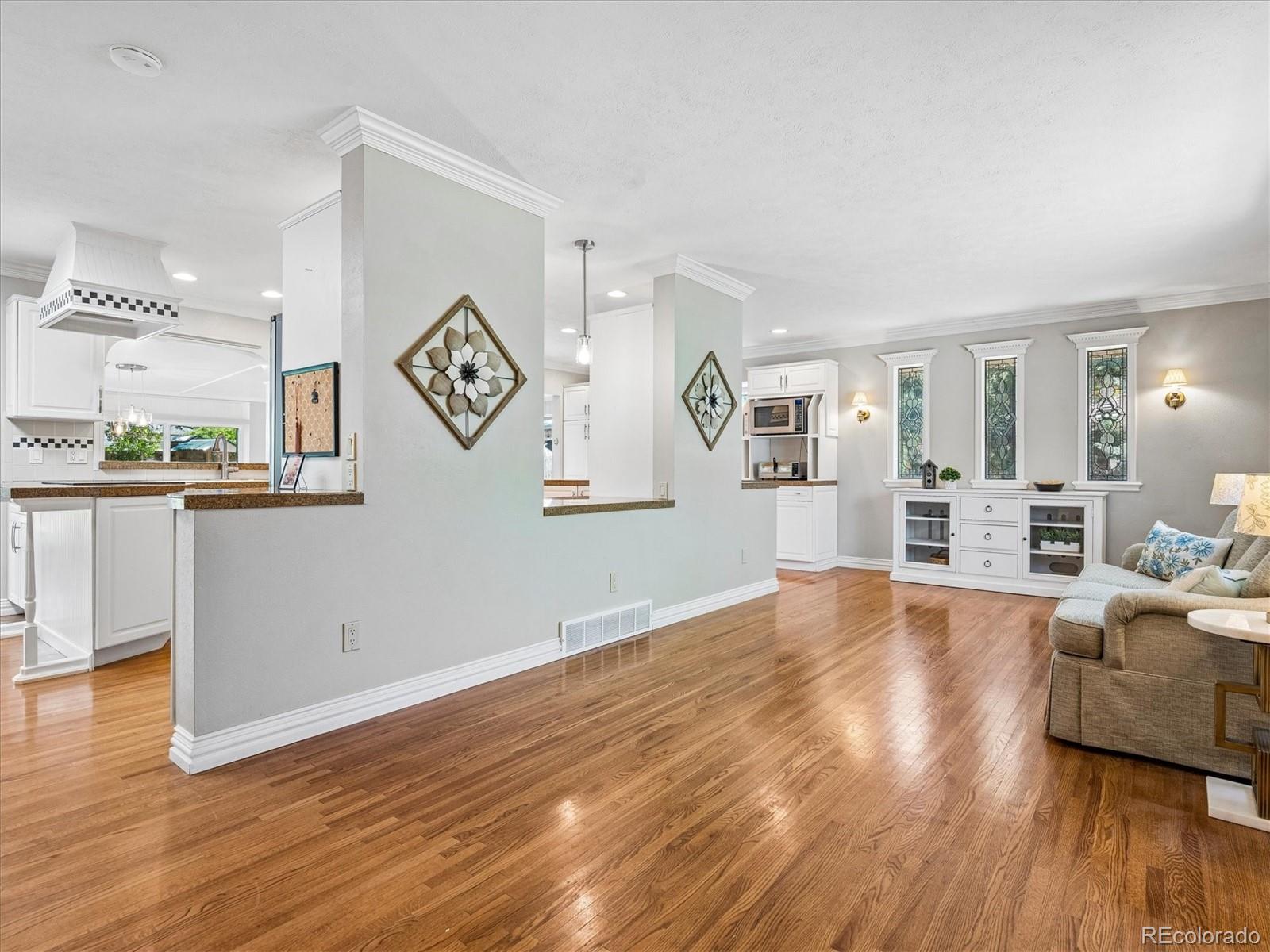 MLS Image #3 for 7666 s cedar circle,littleton, Colorado