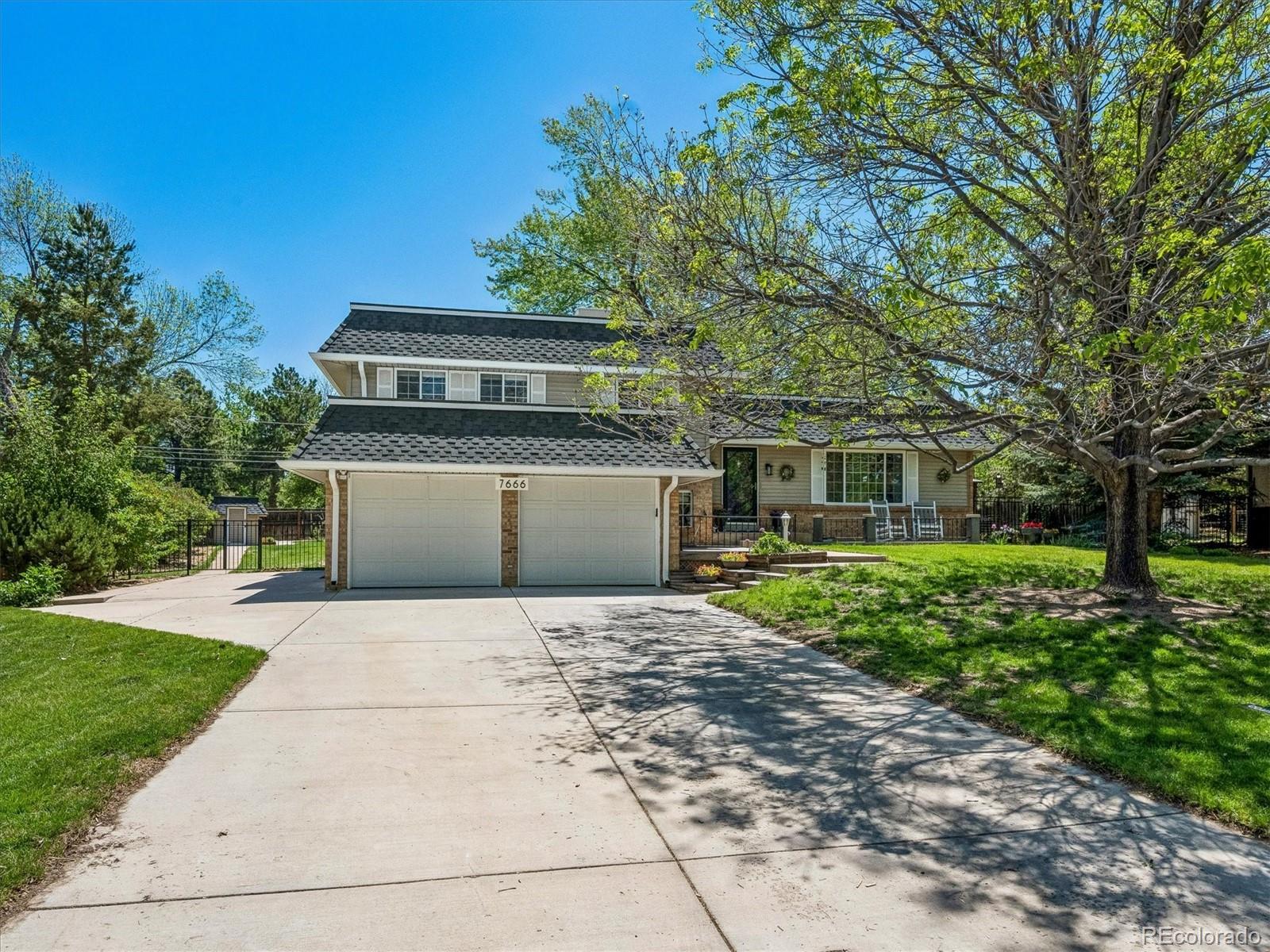 MLS Image #39 for 7666 s cedar circle,littleton, Colorado