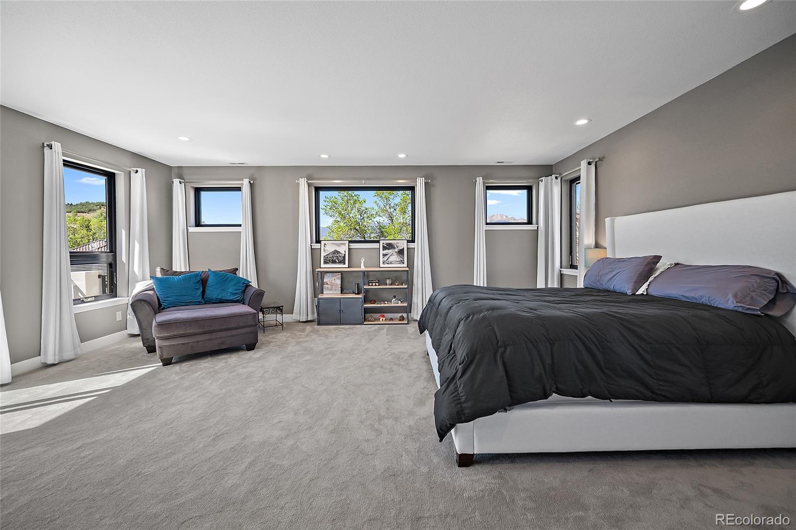 MLS Image #37 for 3425  palmer hill court,colorado springs, Colorado