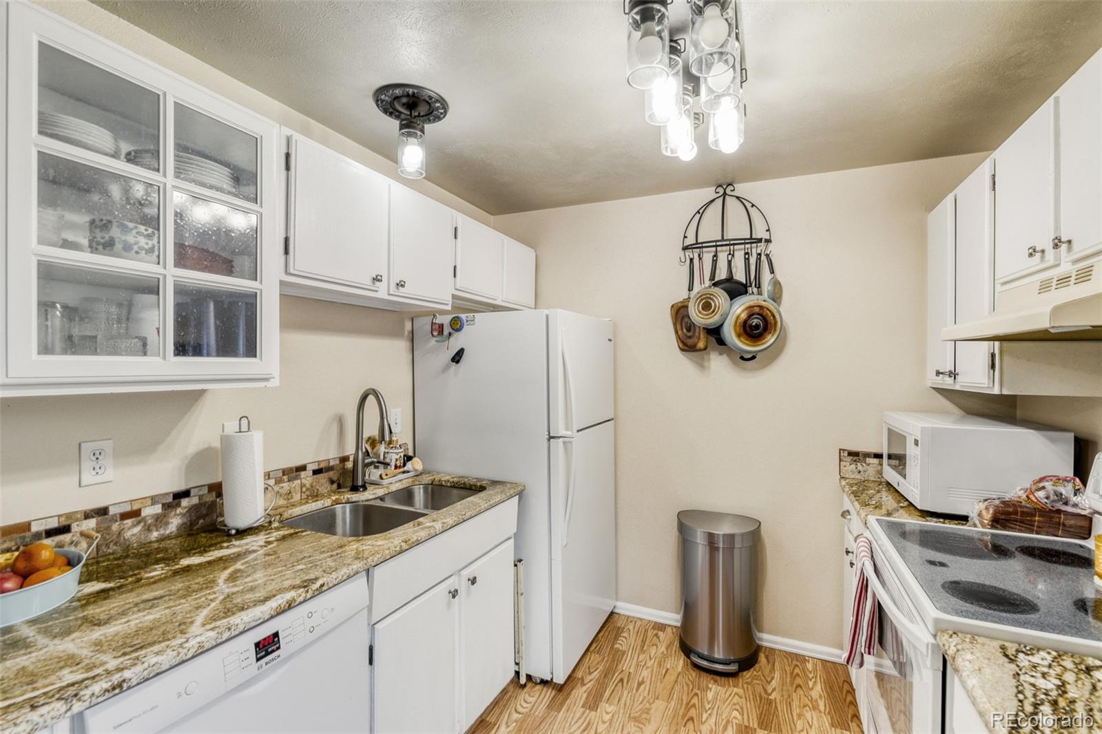 MLS Image #10 for 7872 w glasgow place,littleton, Colorado