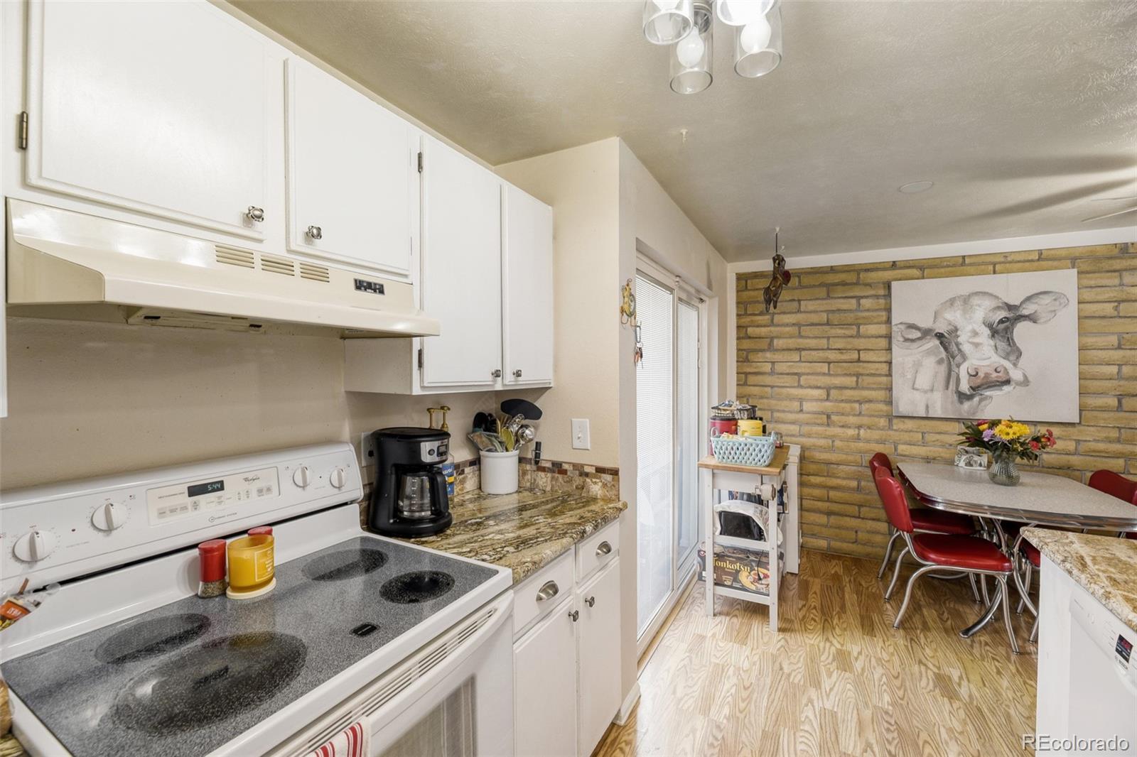 MLS Image #11 for 7872 w glasgow place,littleton, Colorado