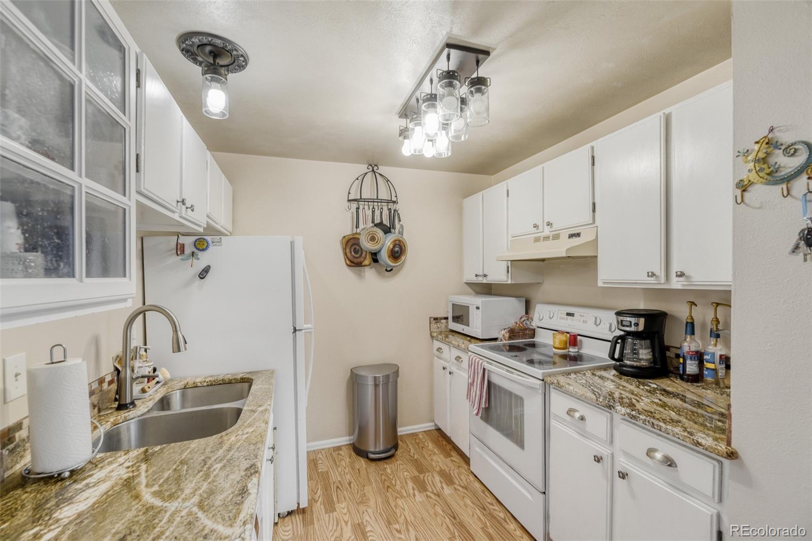 MLS Image #9 for 7872 w glasgow place,littleton, Colorado