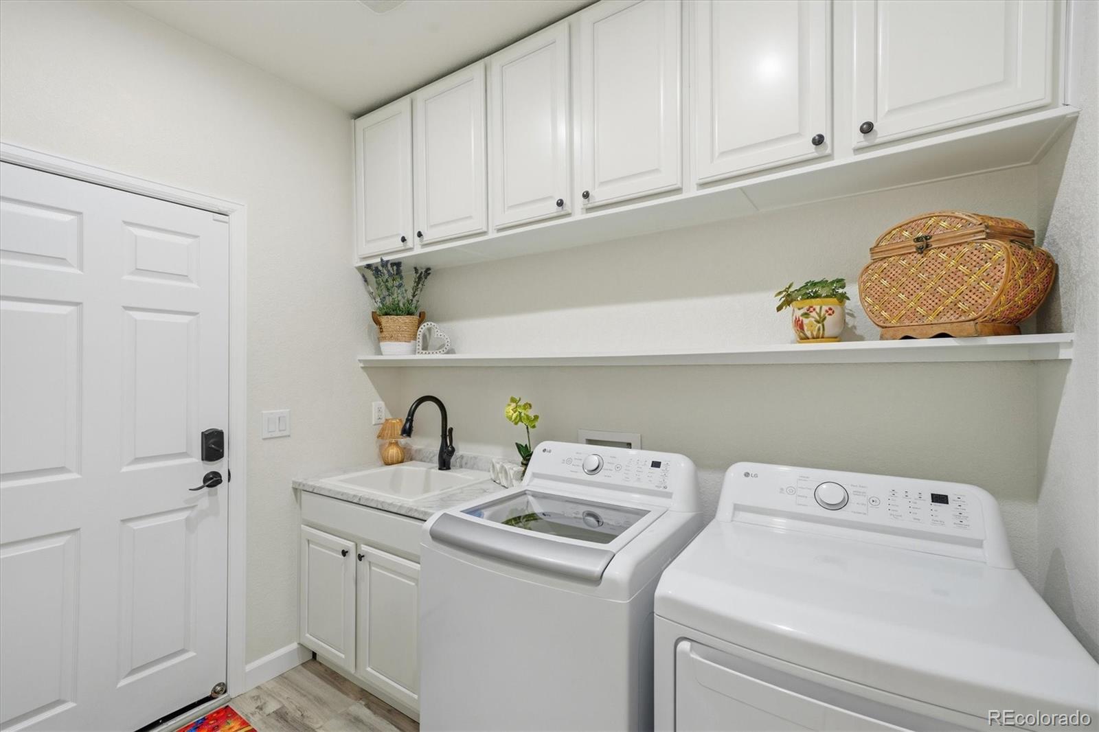 MLS Image #16 for 27046 e irish avenue,aurora, Colorado