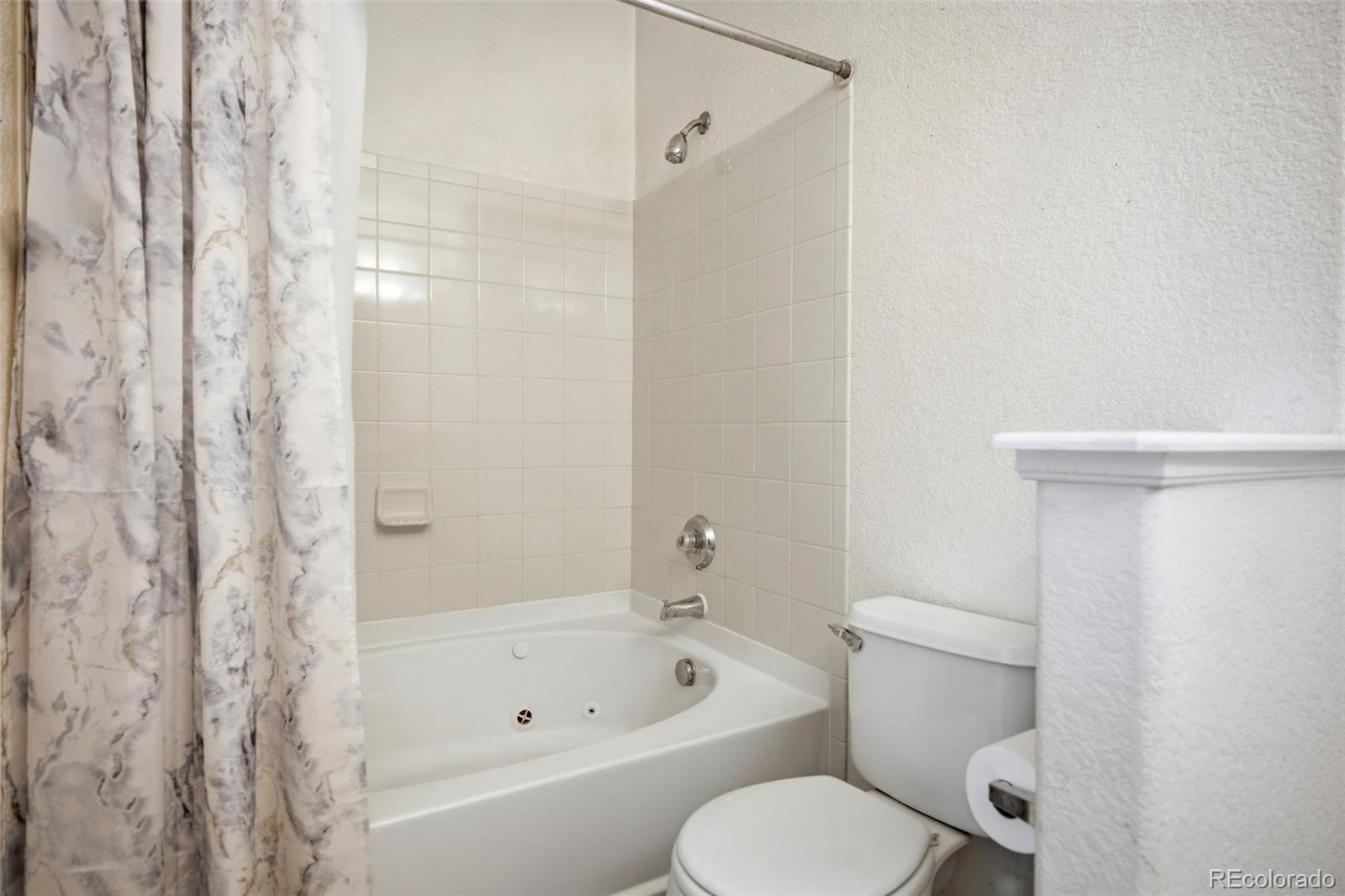 MLS Image #16 for 15700 e jamison drive,englewood, Colorado