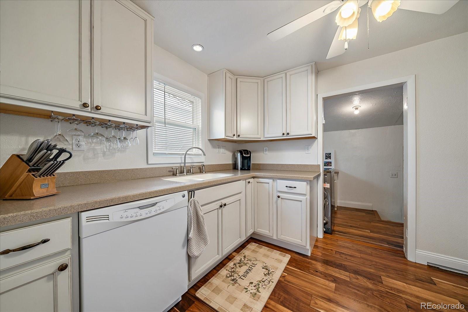 MLS Image #8 for 1003 s newton street,denver, Colorado