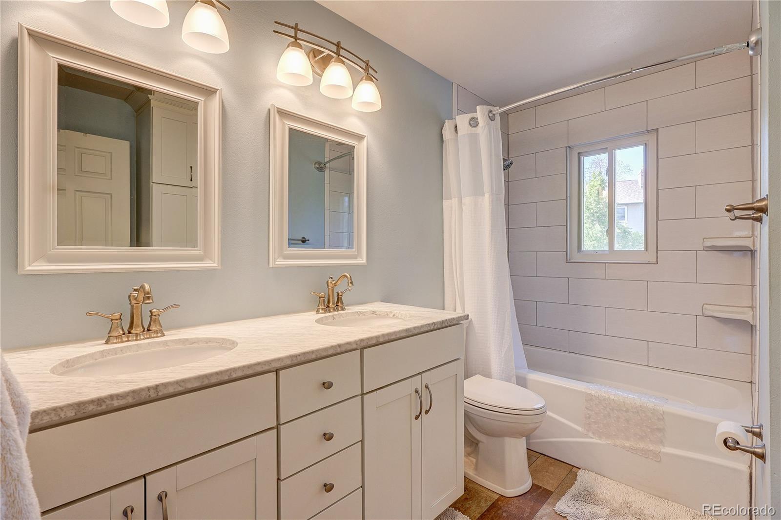 MLS Image #32 for 572 e long circle,centennial, Colorado