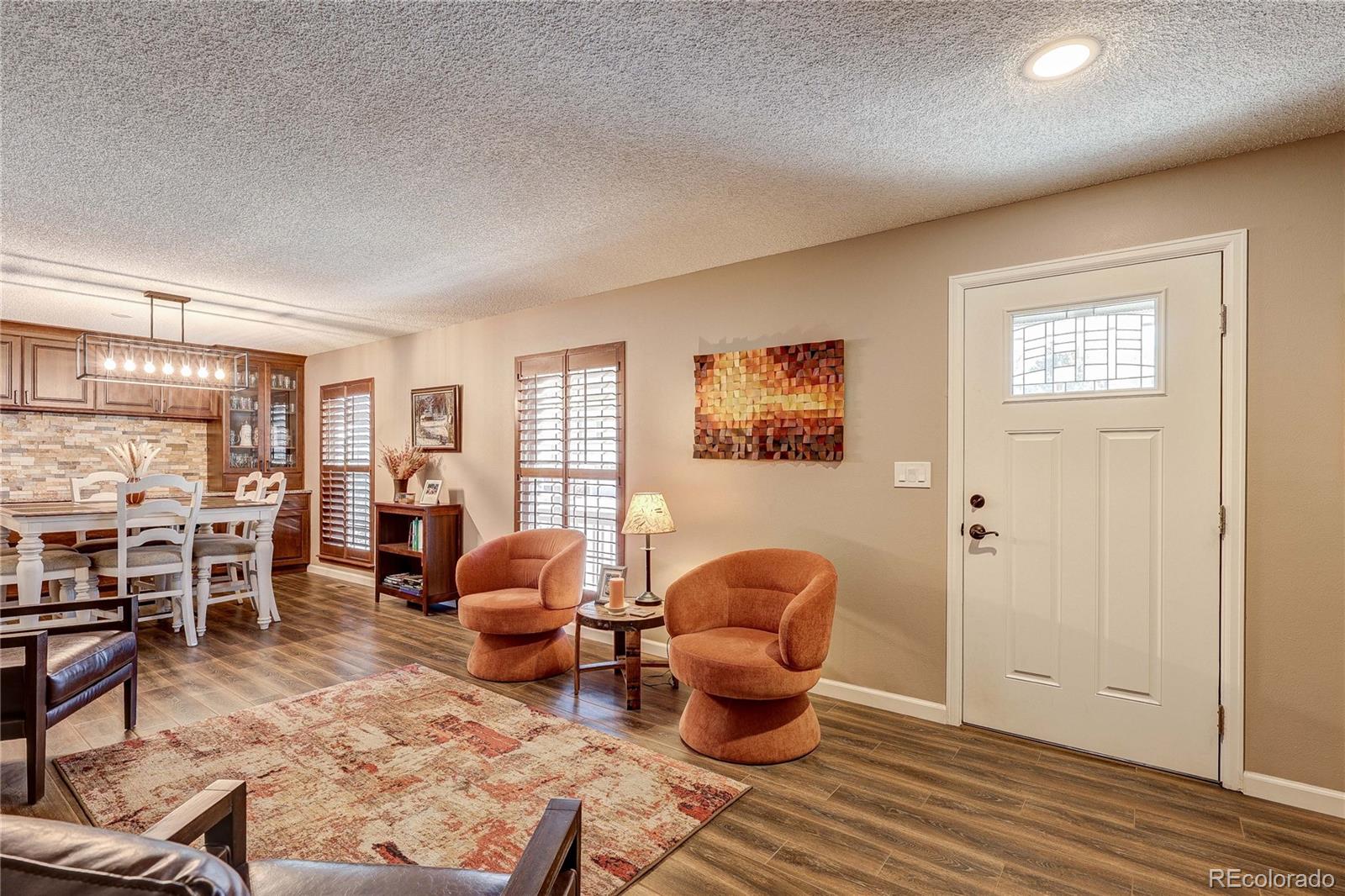 MLS Image #5 for 572 e long circle,centennial, Colorado