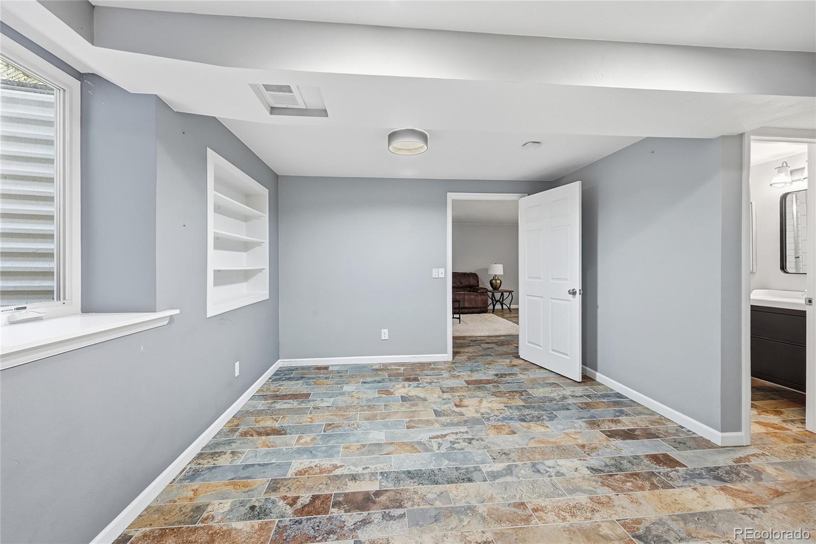 MLS Image #30 for 3086 e hinsdale avenue,centennial, Colorado
