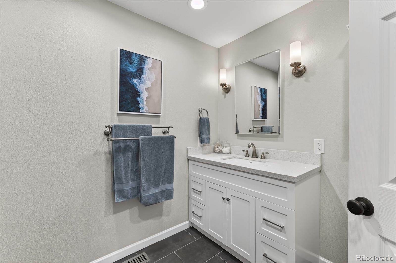 MLS Image #24 for 1670 s garfield street,denver, Colorado