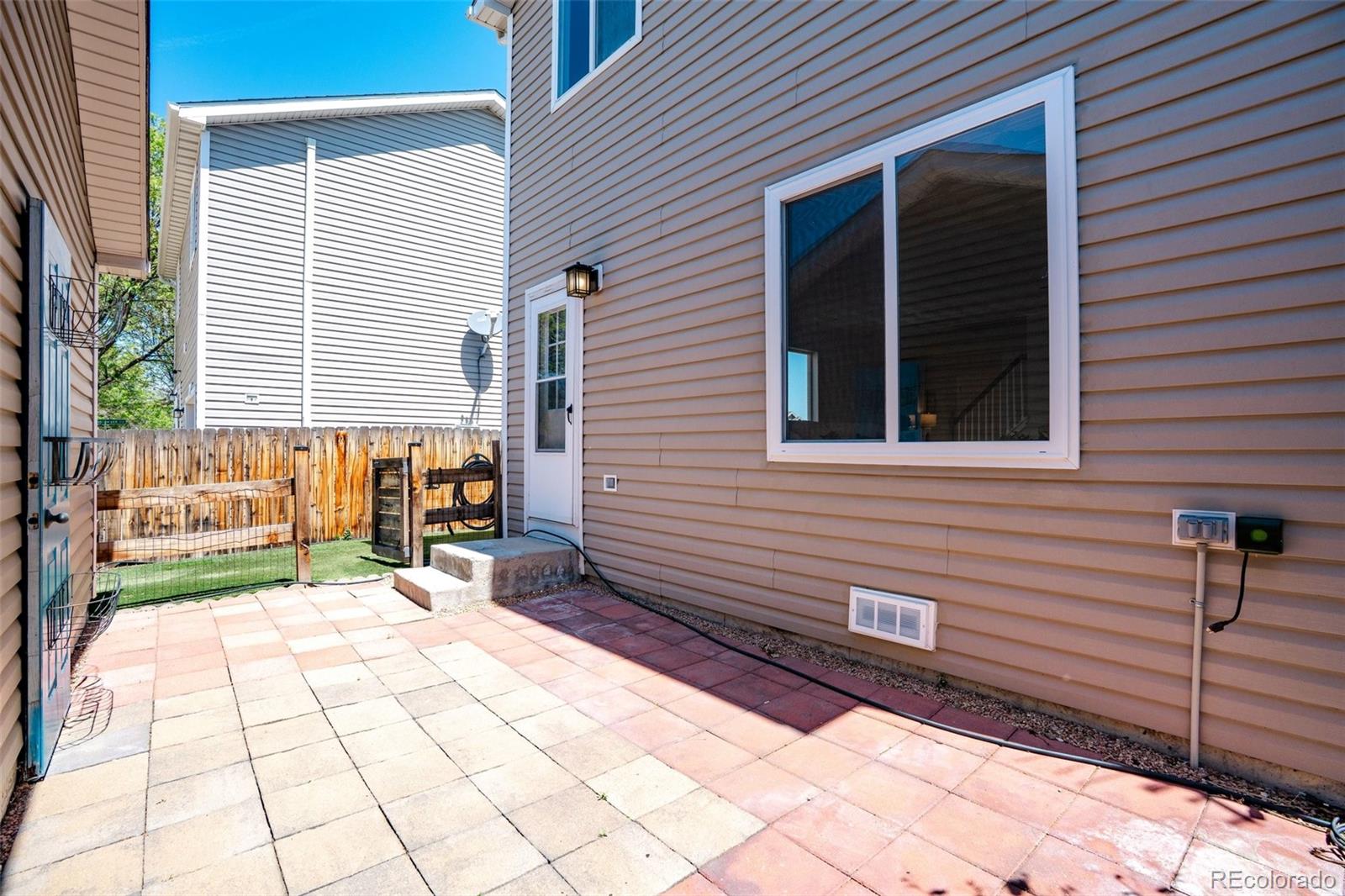 MLS Image #25 for 10700  kimblewyck circle,denver, Colorado