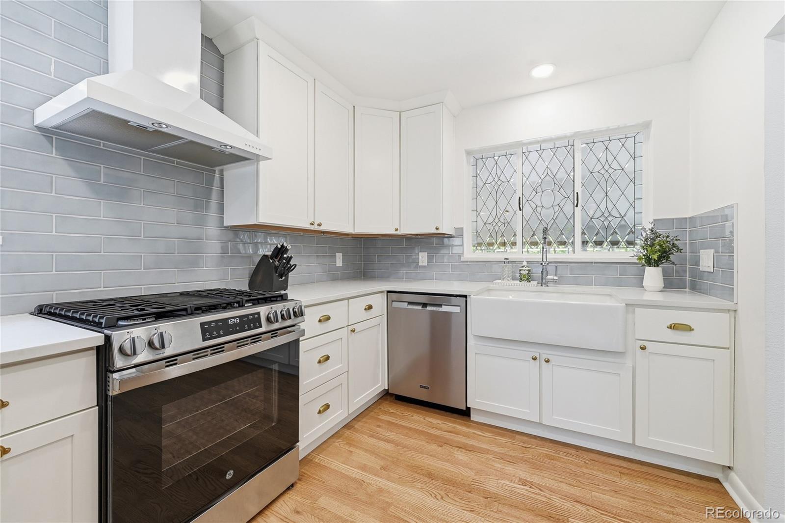 MLS Image #14 for 5139 n raleigh street,denver, Colorado